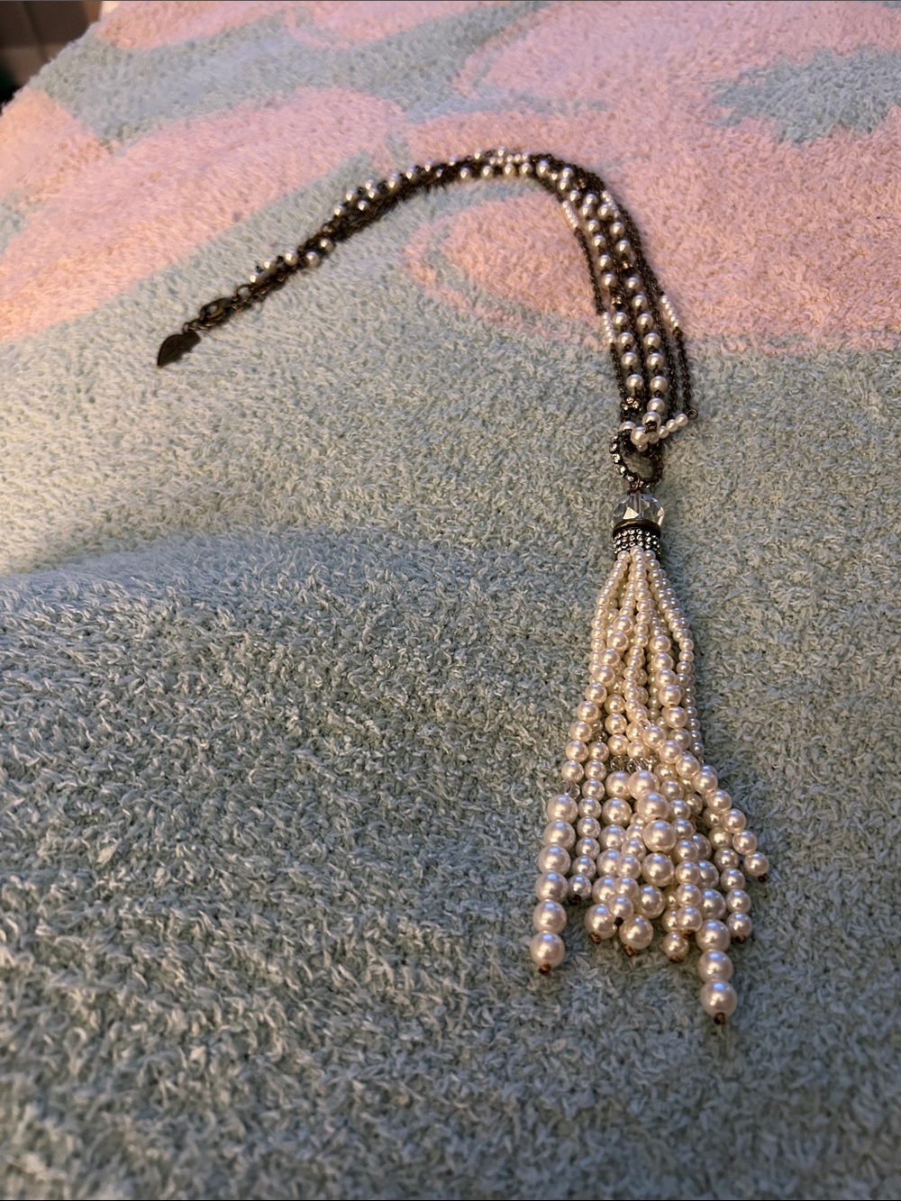 Elegant Pearl Tassel Necklace - White PearlsBronze Chain Pearls and Crystals